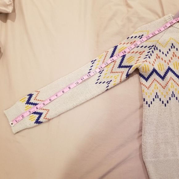 Embroidered Vintage Beige Sweater - Picture 9 of 11